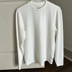 Men’s white waffle long sleeve tee